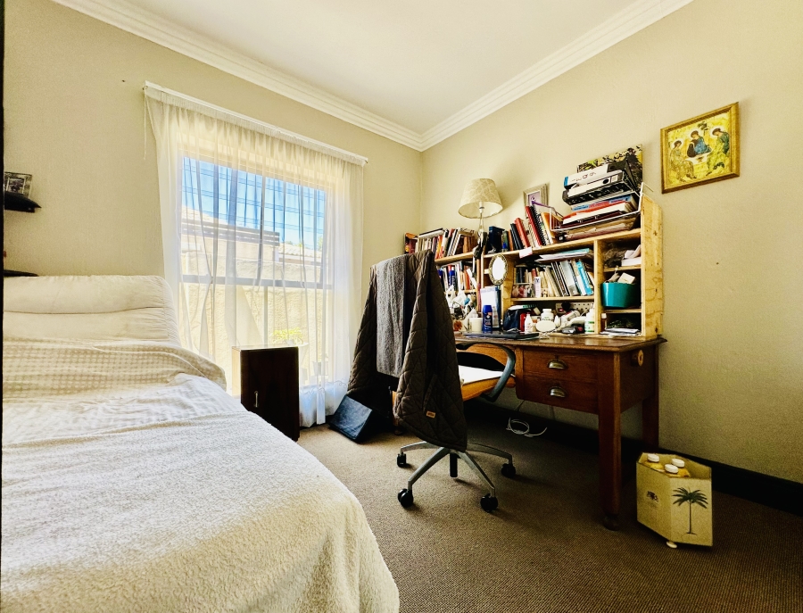 3 Bedroom Property for Sale in Sandbaai Western Cape